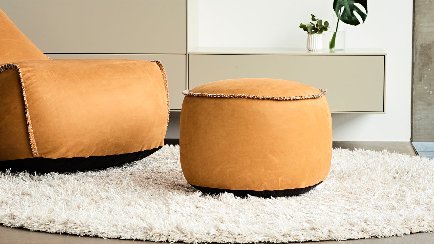 Luna Lounge Chair - Puff exclusivo de piel