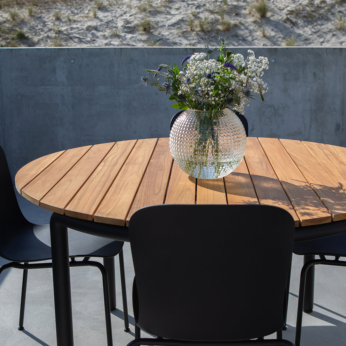 Patio Dining Table - Ø133